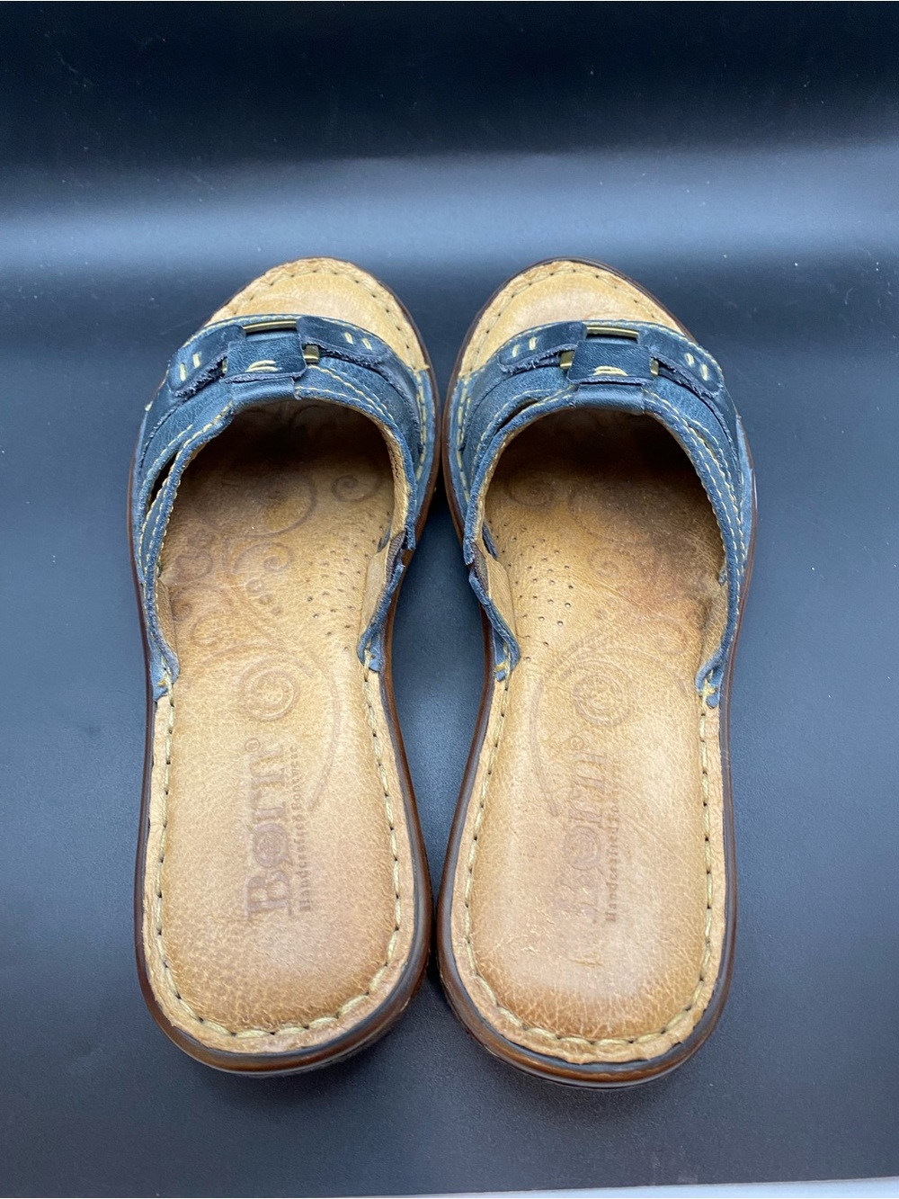 Born Women Blue Sandal SZ 7 EU 38 Hand Crafted Leather Slide Good Condition - Picture 9 of 11